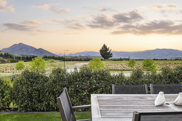 Photo of property in 8 Tahi Street, Albert Town, Wanaka, 9305
