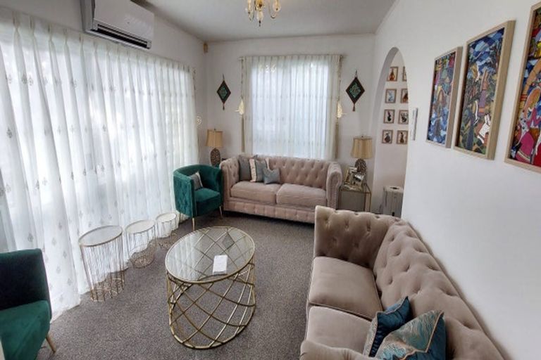 Photo of property in 162 Mark Avenue, Grenada Village, Wellington, 6037