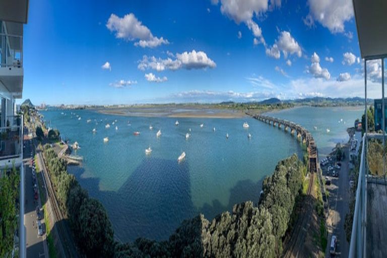 Photo of property in 12/72e Devonport Road, Tauranga, 3110
