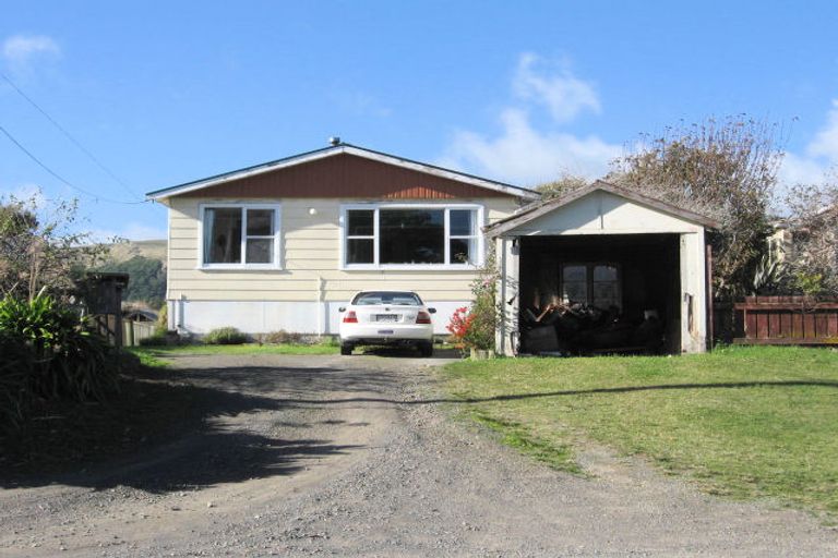 Photo of property in 9 Dell Road, Raumati South, Paraparaumu, 5032
