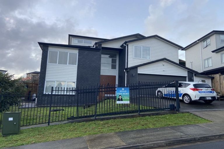 Photo of property in 83 San Valentino Drive, Henderson, Auckland, 0612