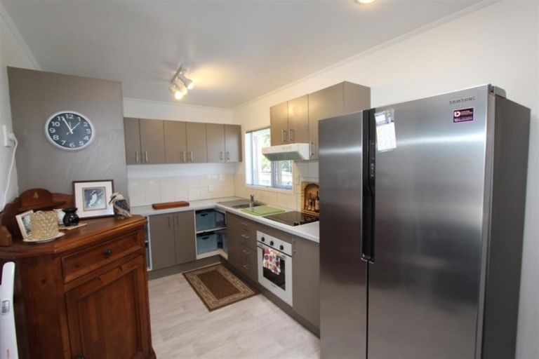 Photo of property in 26 Konene Street, Utuhina, Rotorua, 3015