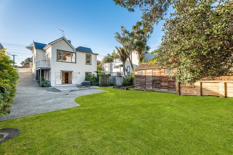 Photo of property in 29 Hastings Parade, Devonport, Auckland, 0624