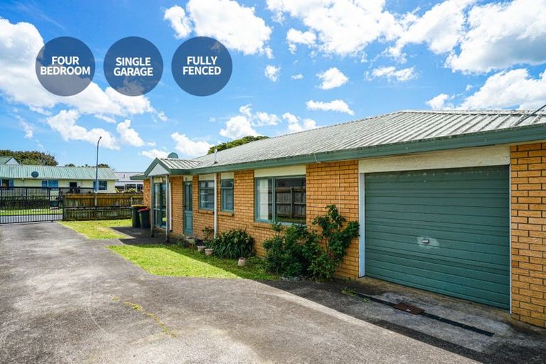 Photo of property in 27 Oratu Place, Manurewa, Auckland, 2102