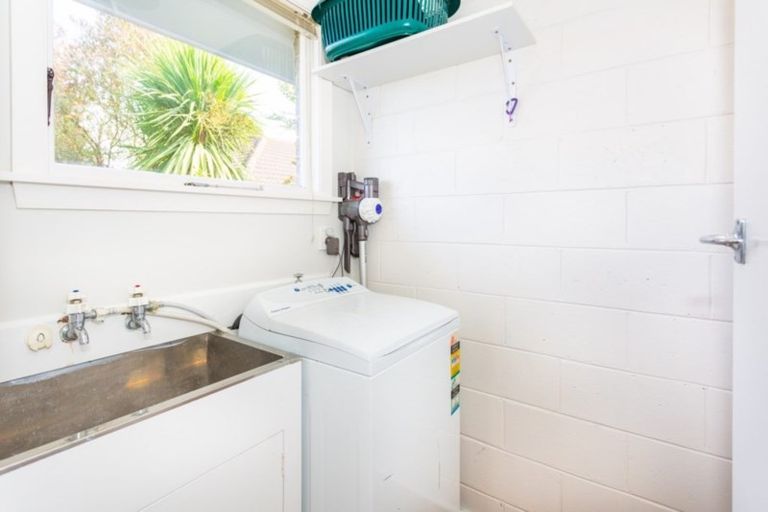 Photo of property in 1/30 Erin Crescent, Mairehau, Christchurch, 8013