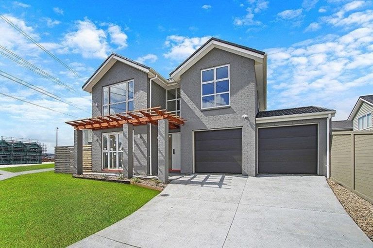 Photo of property in 1 Peat Way, Takanini, 2112