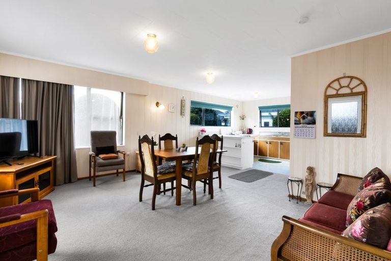 Photo of property in 22c Victoria Street, Hawera, 4610