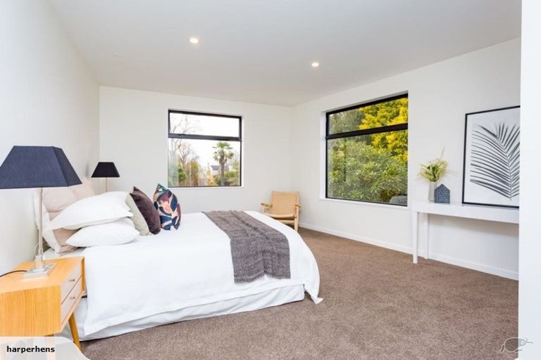 Photo of property in 80c Clyde Road, Ilam, Christchurch, 8041
