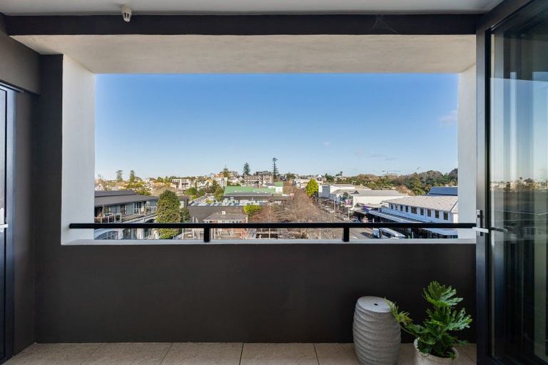 Photo of property in Heards Building, 303/2 Ruskin Street, Parnell, Auckland, 1052