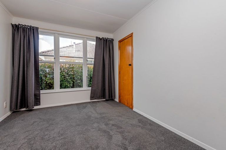 Photo of property in 15 Duff Crescent, Highbury, Palmerston North, 4412