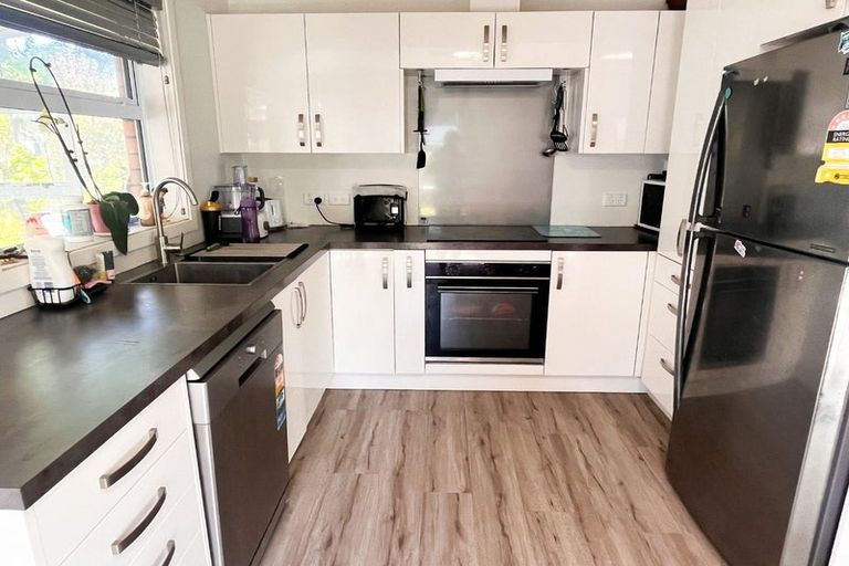 Photo of property in 170 Maidstone Road, Avonhead, Christchurch, 8042