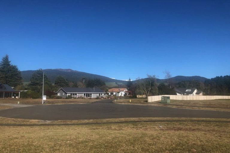 Photo of property in 13 Ngahana Place, Turangi, 3334