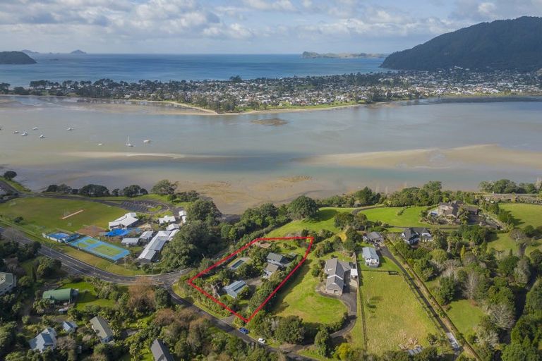 Photo of property in 5 Rewa Rewa Valley, Tairua, 3508
