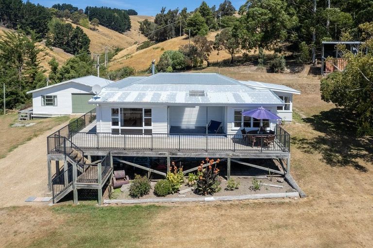 Photo of property in 250 Bayview Road, Diamond Harbour, 8972