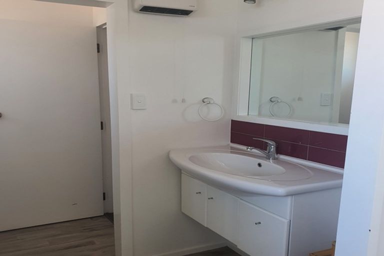 Photo of property in 1/13 Hatton Street, West End, Timaru, 7910