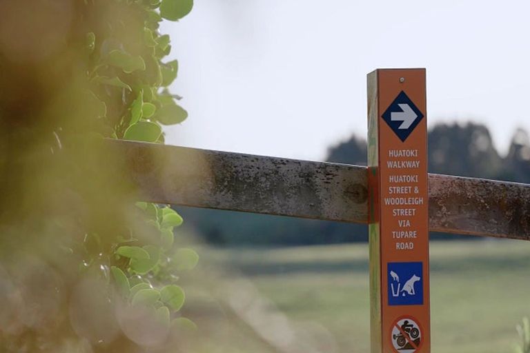 Photo of property in 20 Aderman Place, Hurworth, New Plymouth, 4310