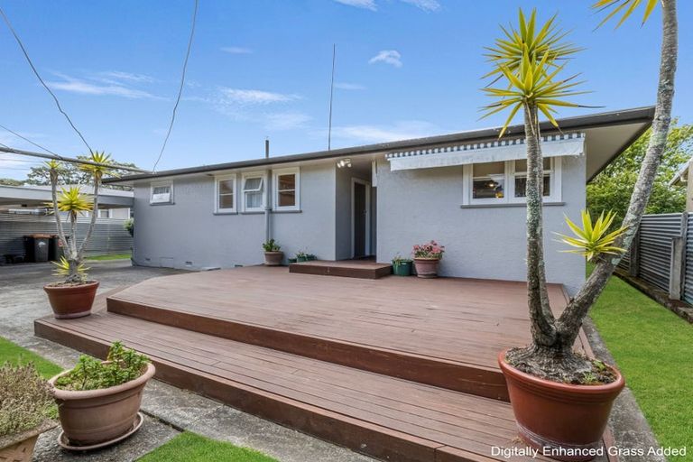Photo of property in 22 Snowdon Avenue, Terrace End, Palmerston North, 4410