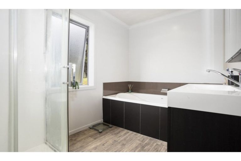 Photo of property in 50 Mcmillan Street, Tisbury, Invercargill, 9877