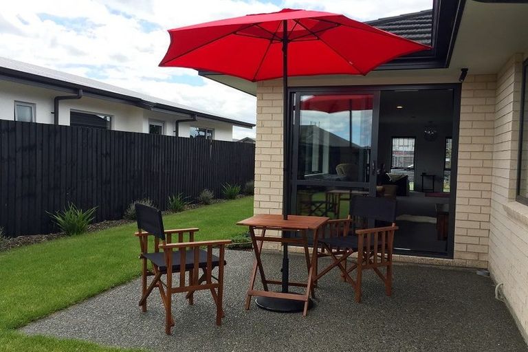 Photo of property in 12 Weruweru Street, Marshland, Christchurch, 8083