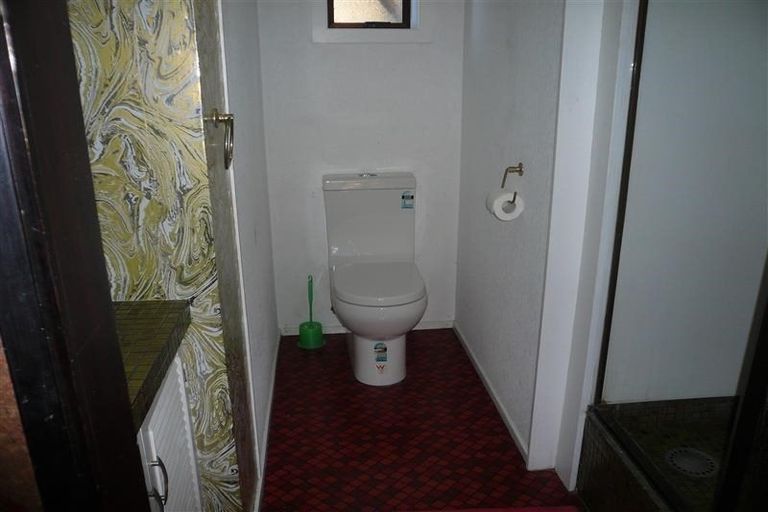 Photo of property in 16a Oban Road, Browns Bay, Auckland, 0630