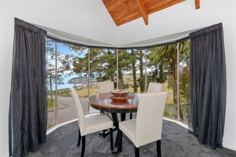 Photo of property in 200 Panorama Road, Clifton, Christchurch, 8081