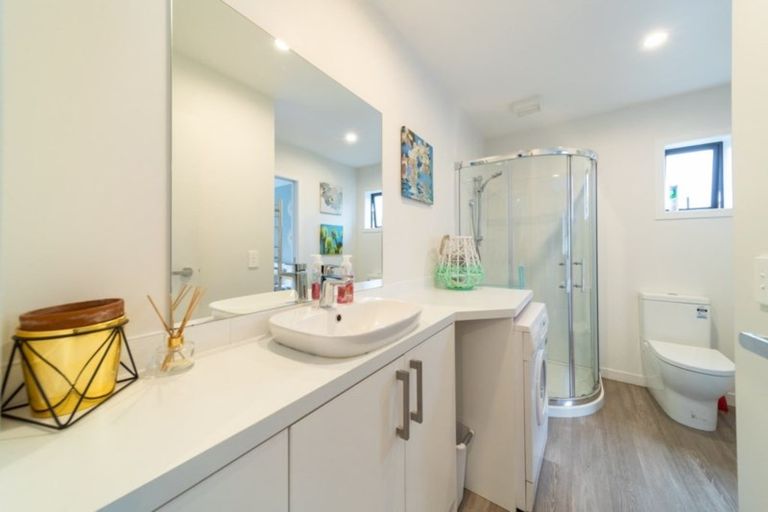 Photo of property in 11 Glenfiddich Road, Jacks Point, Queenstown, 9371