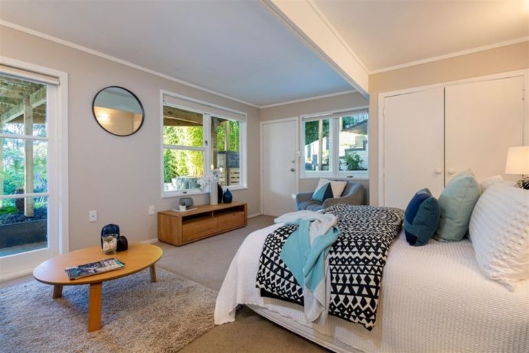Photo of property in 206 Upper Harbour Drive, Greenhithe, Auckland, 0632