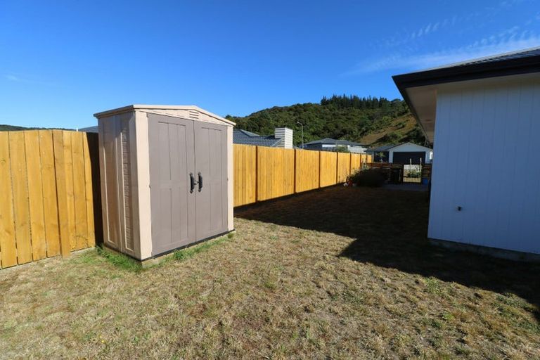 Photo of property in 16 Brian Morgan Terrace, Wainuiomata, Lower Hutt, 5014