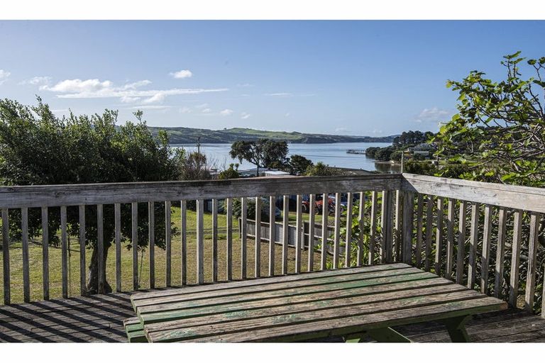 Photo of property in 15 Padget Lane, Tinopai, 0593