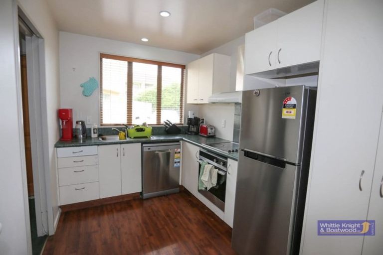 Photo of property in 76c Picton Avenue, Riccarton, Christchurch, 8011