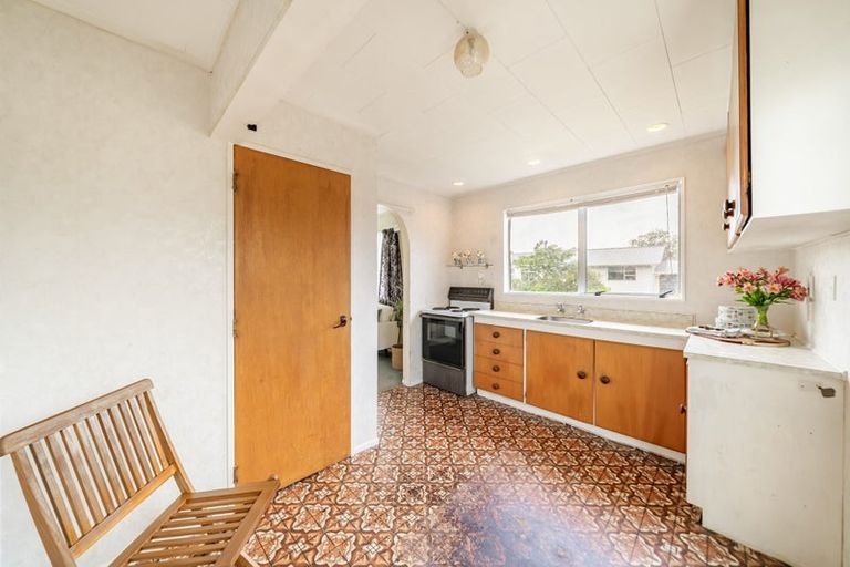 Photo of property in 1/3 Omaha Grove, Totara Park, Upper Hutt, 5018