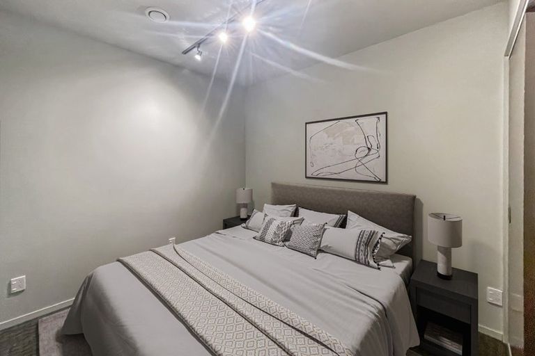 Photo of property in Revolucion Apartments, 211e/28 Torrens Terrace, Mount Cook, Wellington, 6011