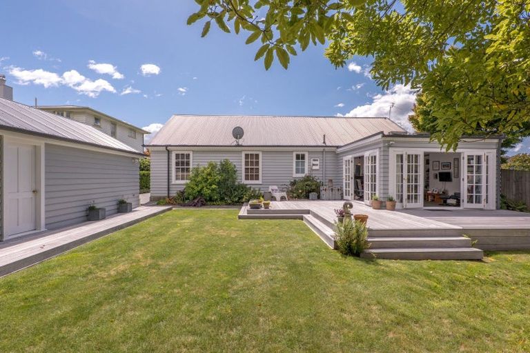 Photo of property in 20 Royds Street, Fendalton, Christchurch, 8014