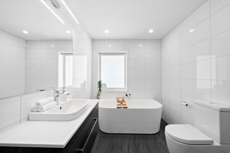 Photo of property in 5/74 Jubilee Road, Khandallah, Wellington, 6035