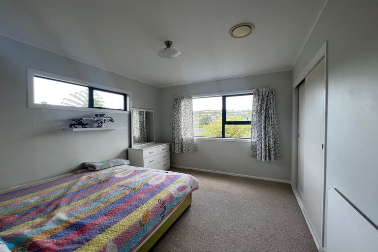 Photo of property in 3 Mcmahon Way, Paparangi, Wellington, 6037