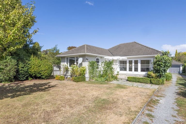 Photo of property in 6 Joyce Crescent, Ilam, Christchurch, 8041