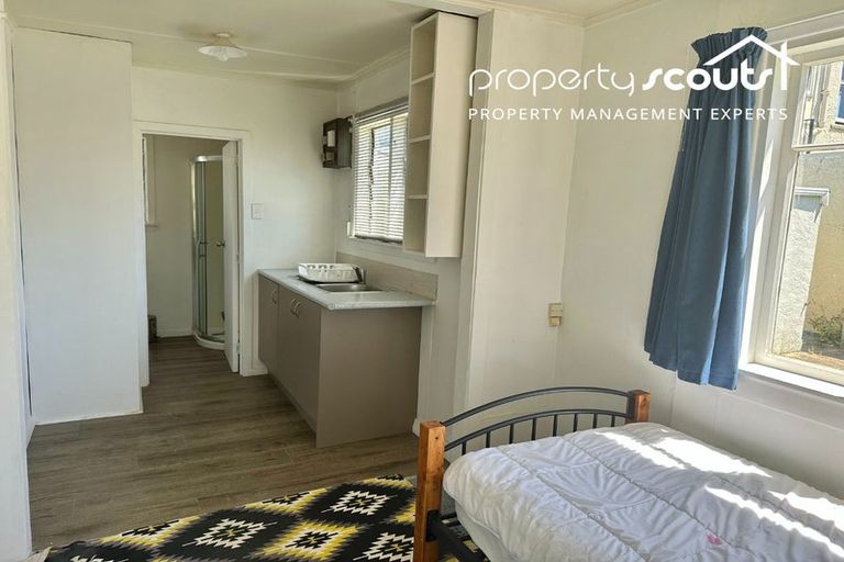 Photo of property in 43 Surrey Street, Caversham, Dunedin, 9012