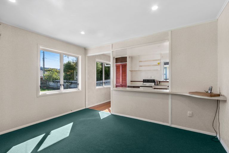 Photo of property in 11 Marion Street, Silverstream, Upper Hutt, 5019