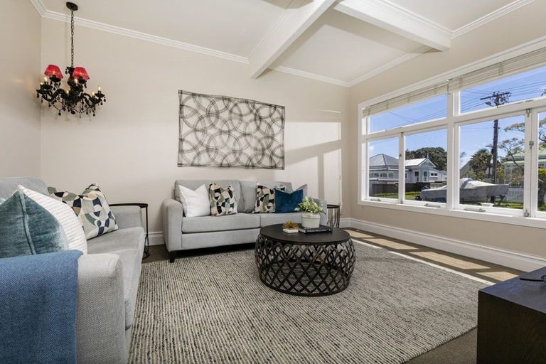 Photo of property in 31 Mozeley Avenue, Devonport, Auckland, 0624