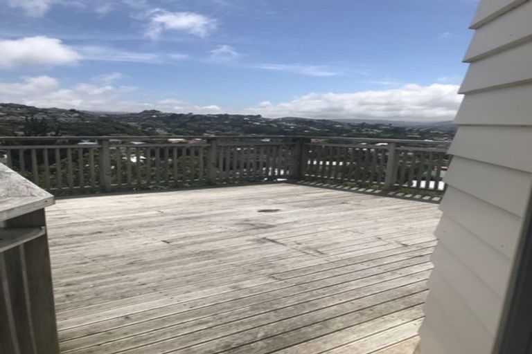 Photo of property in 19 Marjory Close, Broadmeadows, Wellington, 6035