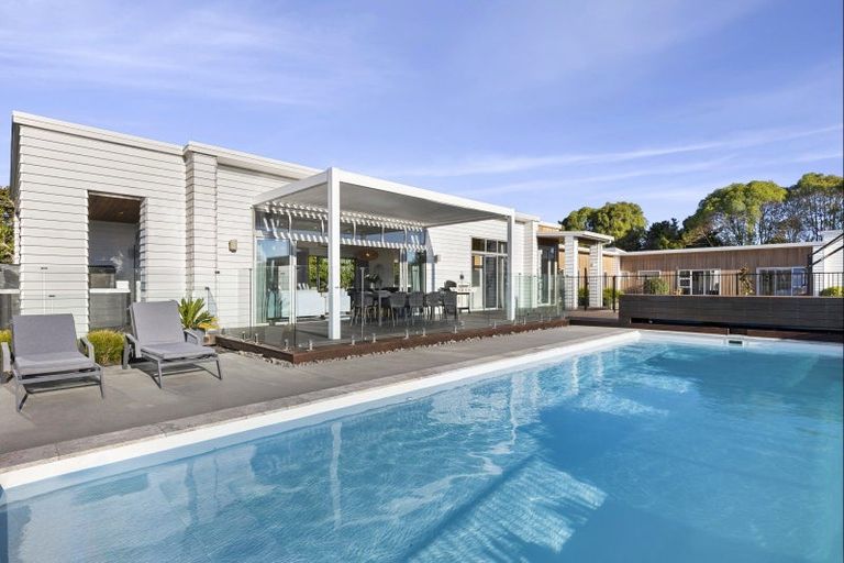 Photo of property in 1 Alan Livingston Drive, Cambridge, 3434