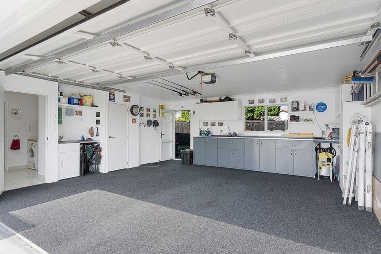 Photo of property in 119 Oriental Parade, Papamoa Beach, Papamoa, 3118