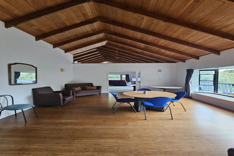 Photo of property in 97 Avenue North Road, Levin, 5510