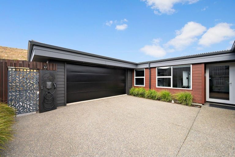 Photo of property in 88 Cedarwood Street, Woodridge, Wellington, 6037