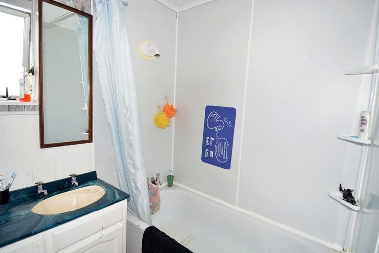 Photo of property in 23 Newbie Street, Heidelberg, Invercargill, 9812