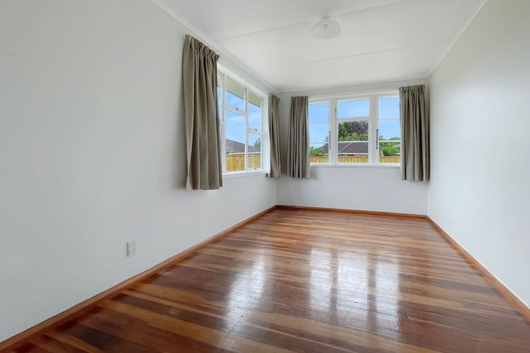 Photo of property in 3 Lee Place, Bader, Hamilton, 3206