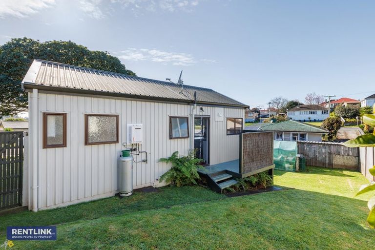 Photo of property in 4 Landview Road, Parkvale, Tauranga, 3112