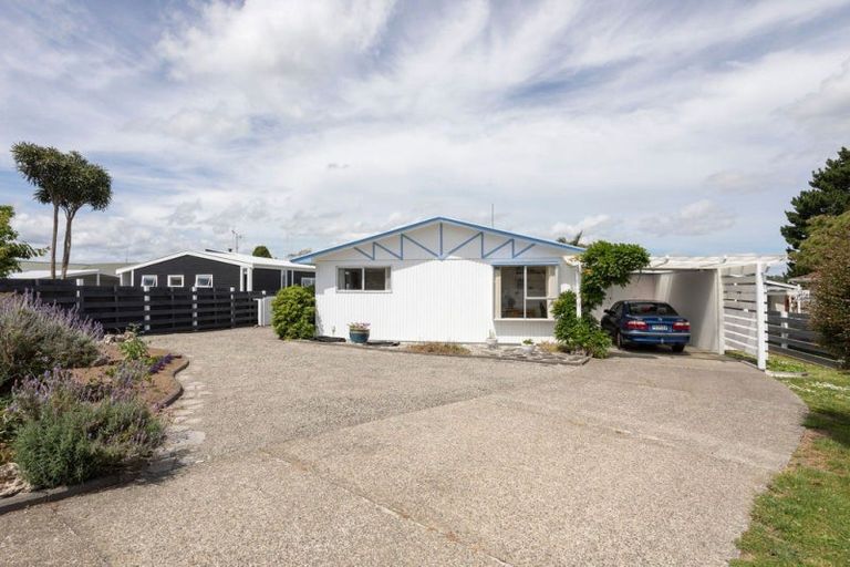 Photo of property in 22 Ries Street, Dannevirke, 4930