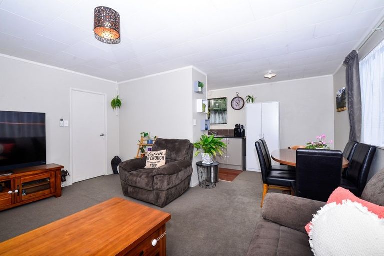 Photo of property in 16a Tupelo Street, Pukete, Hamilton, 3200