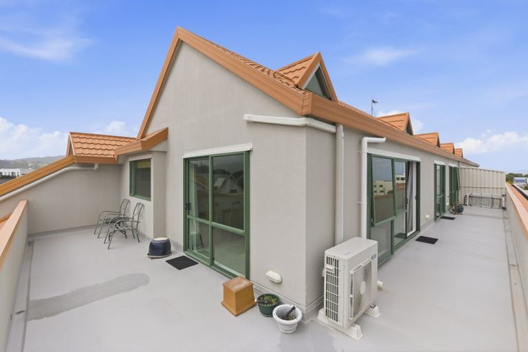 Photo of property in 3b/25 Maclean Street, Paraparaumu Beach, Paraparaumu, 5032